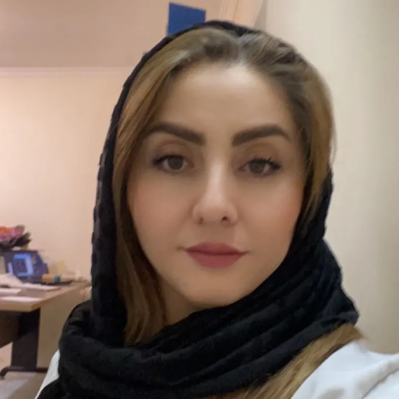 روشنک امینی فر