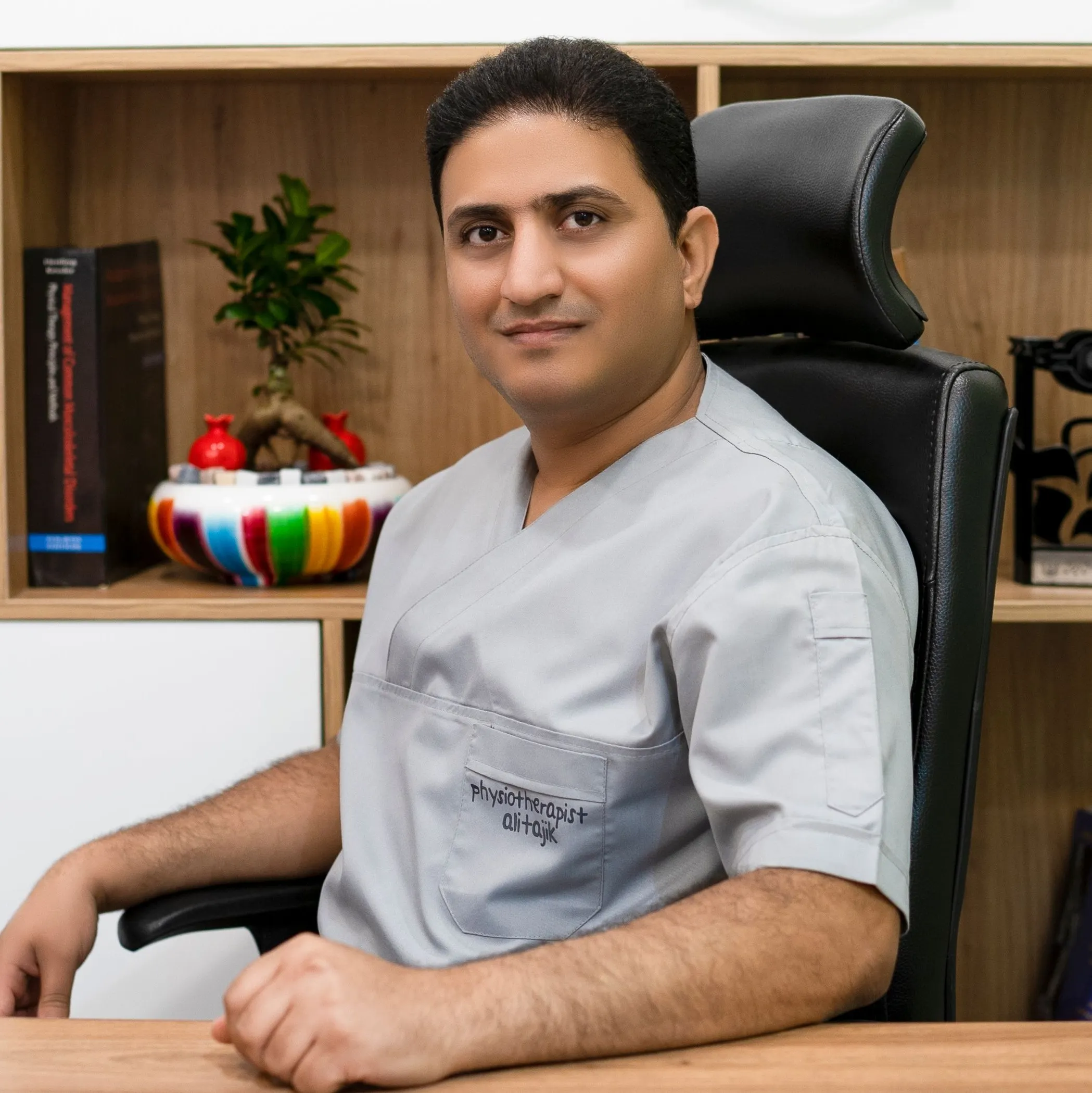 دکتر علی تاجیک