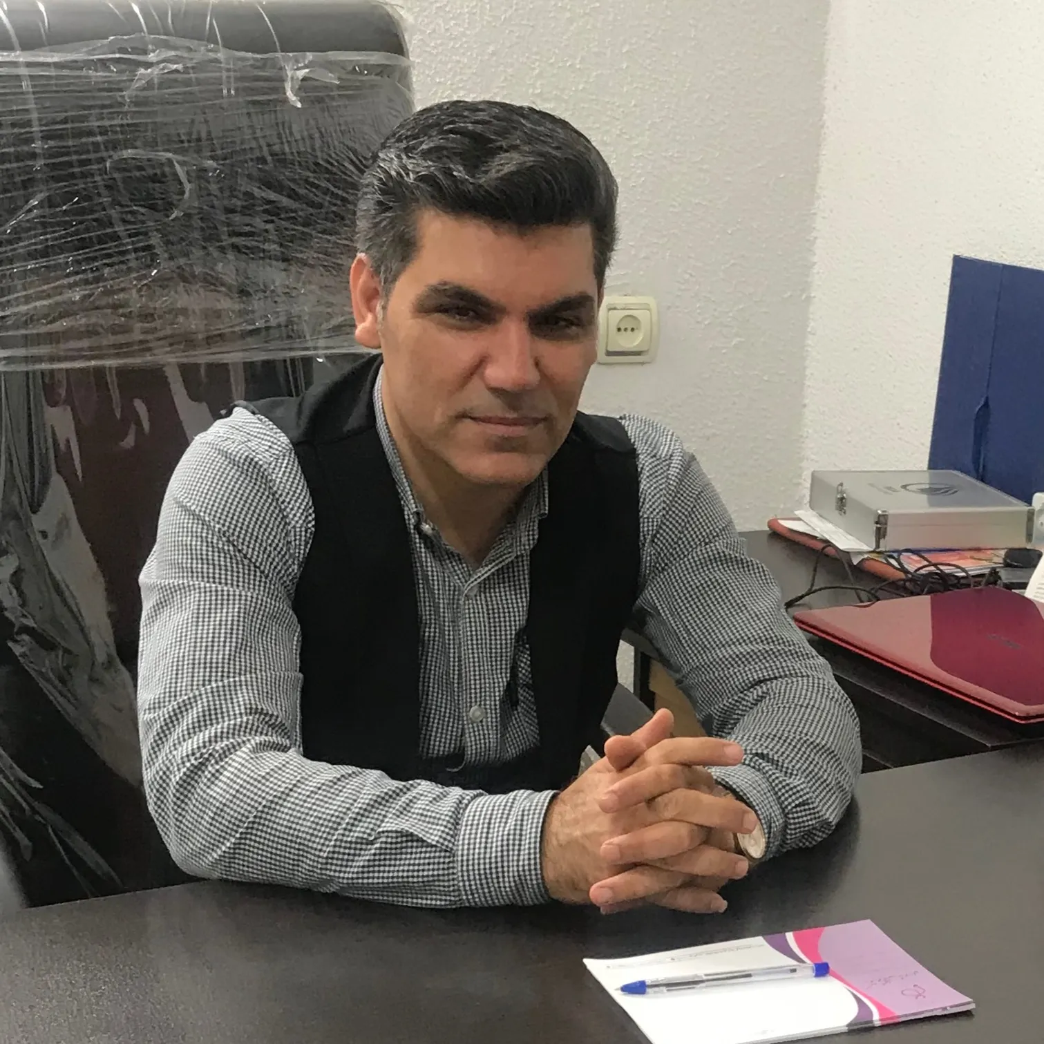 دکتر هوشنگ شاهوردی