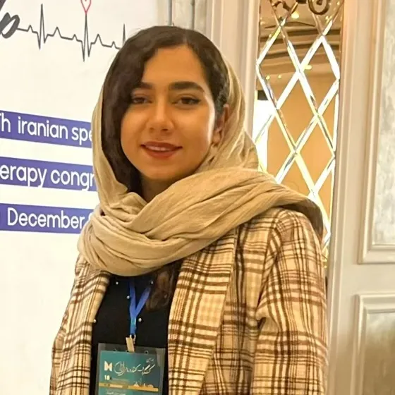 سیده مونا شرفی